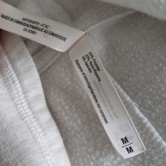 Shambhala athletic waterfall cardigan with handkerchief hem - Picture 3 of 8
